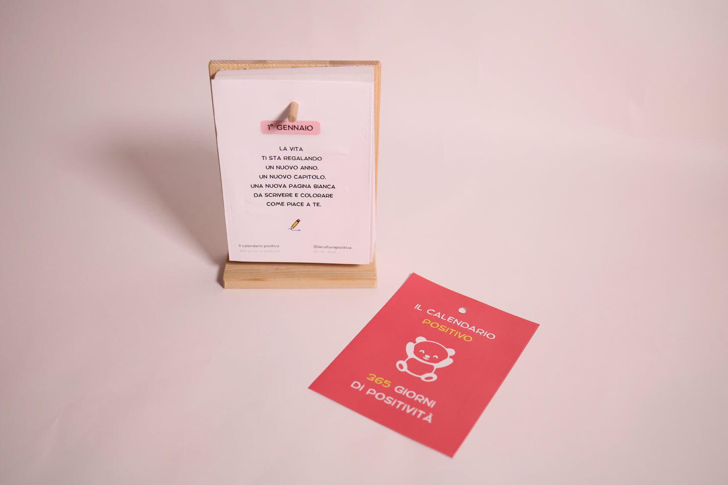 Il Calendario Positivo - 365 Giorni di Positività (formato A7 - molto piccolo)